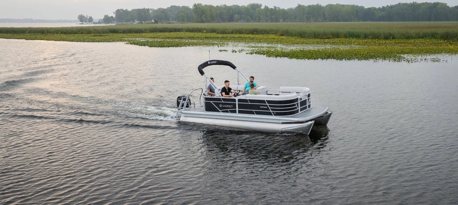 a small boat in a body of water